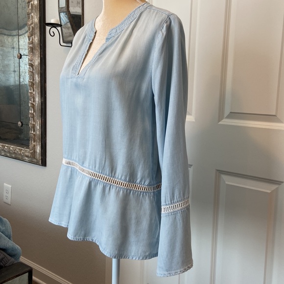 Pretty Blue Tunic by Cloth 8 Stone, Long Sleeved, Unique Details, Ladies Medium - Picture 3 of 6